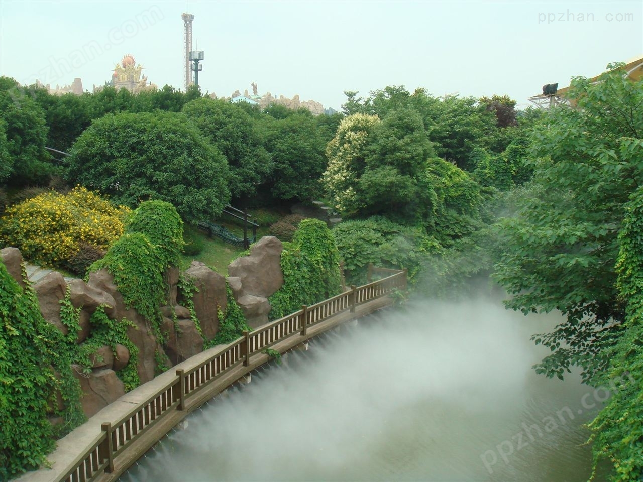 公园景观喷雾设备 人工造雾机的应用
