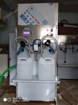 BSB型新华区鑫儒奕立式双头液体灌装机