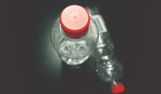 可口可乐推出了海洋再生塑料饮料瓶