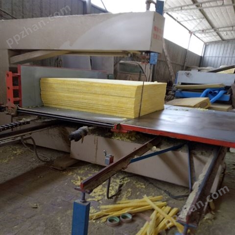 岩棉保温复合板裁条机器生产线厂